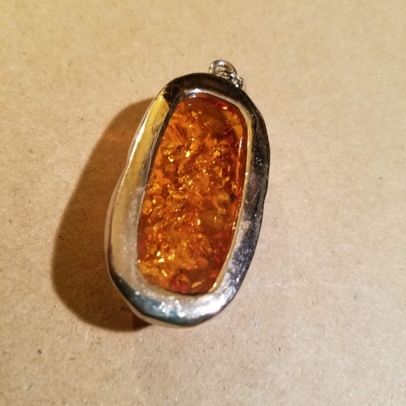 Amber Pendant - Picture 3 of 4
